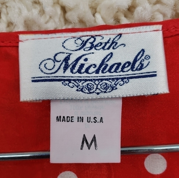 Vintage Beth Michaels women US Medium red white top floral polka dots wrap front - Picture 2 of 9